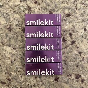 Smilekit Teeth Whiting Pen. 5 pack of 3